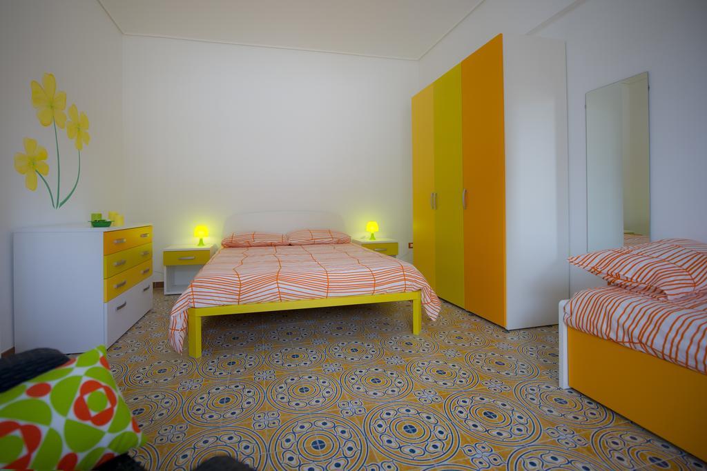 B&B Fiori Gialli Caucana Santa Croce Camerina Room photo