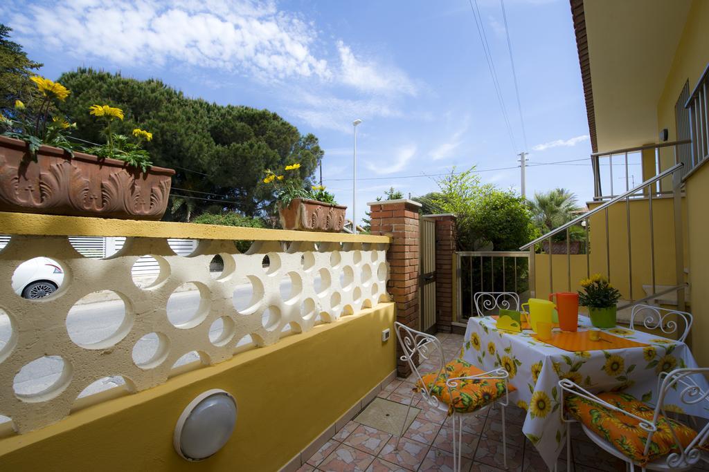 B&B Fiori Gialli Caucana Santa Croce Camerina Exterior photo
